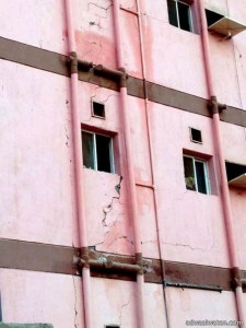 إخلاء مبنى متصدع يتكون من 7 طوابق في جدة