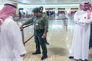 اللواء “المقبل” يتفقد جوازات مطار الملك فهد الدولي