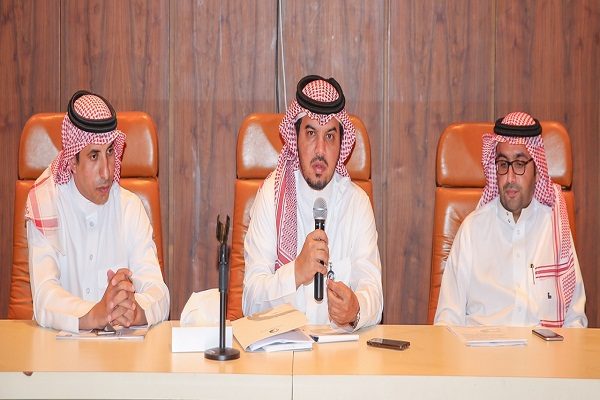 “لجنة الإحتراف أوضاع اللاعبين” تعقد ورشة عمل لمدراء الاحتراف بالأندية