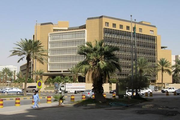 المالية: انخفاض عجز الميزانية بالنصف الأول إلى 51%