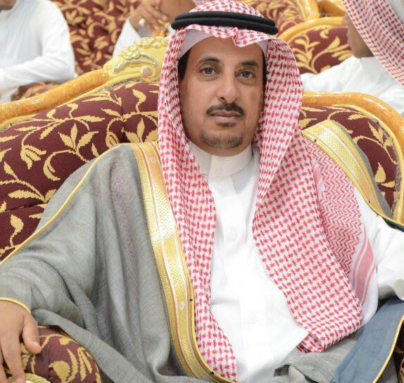 الشيخ “منصور بن غثي” معرفاً لـ”قبيلة الخيارات” في مركز الشويمس