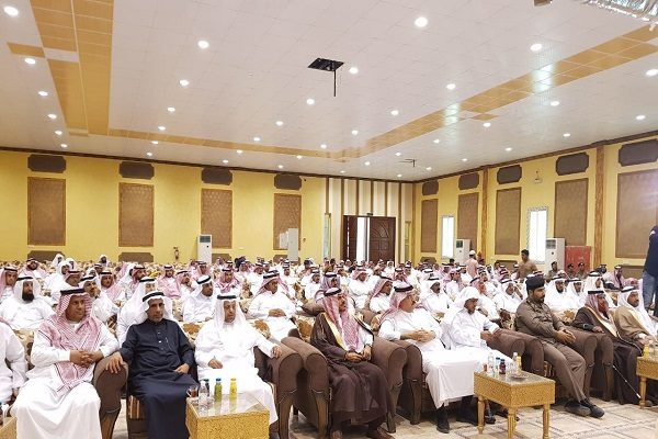 “محافظ الكامل” يكرم المتميزين على مستوى مراكز المحافظة