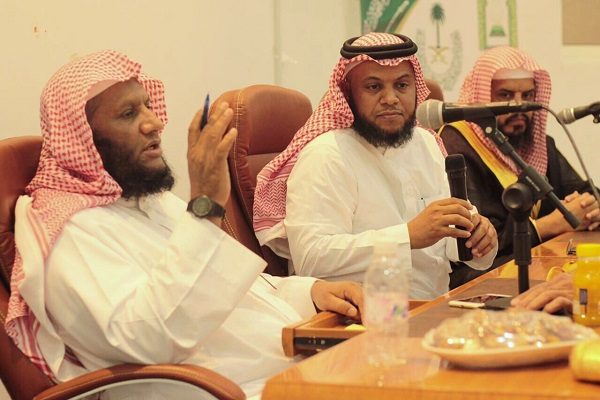 إدارة “المساجد والدعوة والإرشاد” بالكامل تُقيم برنامج لأئمة وخطباء المحافظة