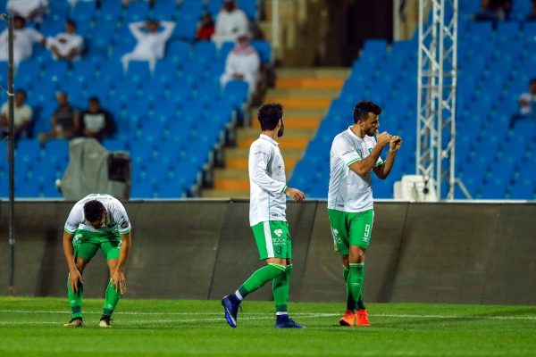 الأهلي يتغلب على الرائد بثلاثية