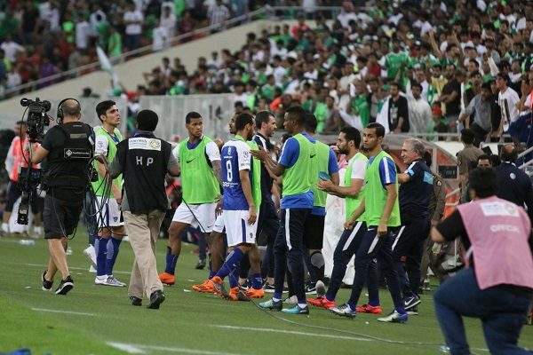 قمة الأهلي والهلال تنتهي (سلبية) وتؤجل حسم الدوري