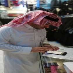 النقل تمنع مكاتب تأجير السيارات طلب بطاقة العمل من المستأجر