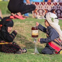 سيارة هدية من “مجموعة المجدوعي” لزوار مهرجان العسل الدولي الـ 11 بالباحة