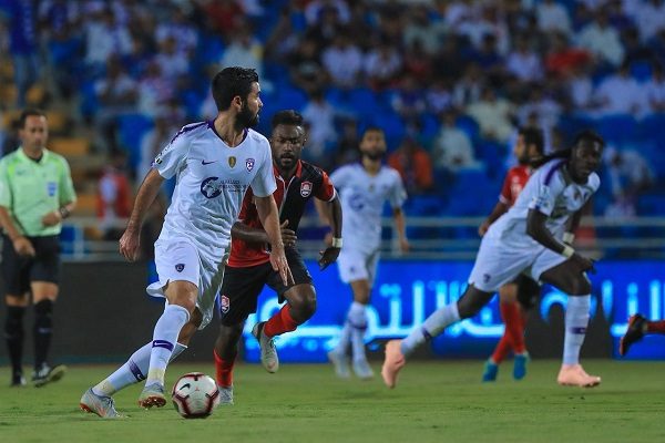 الهلال يتغلب على الرائد بثلاثية