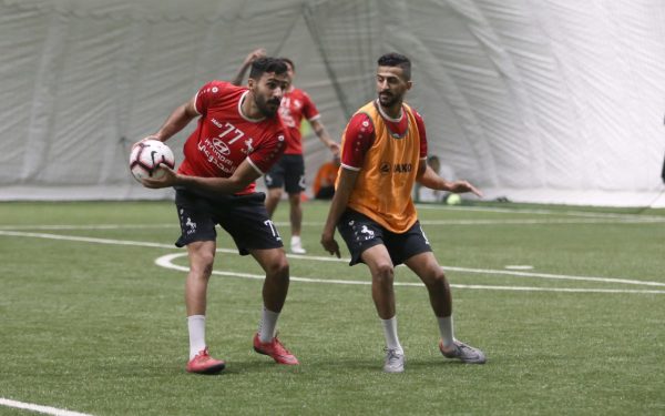 الاتفاق يواصل تدريباته في الملاعب المغلقة للمنتزه الرياضي العالمي بالخبر