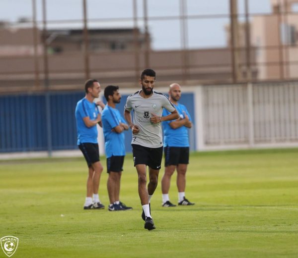 الهلال يعاود تدريباته..  ويحصل على الرخصة الآسيوية