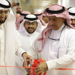 أمير منطقة الرياض يستقبل وزير العمل والتنمية الاجتماعية