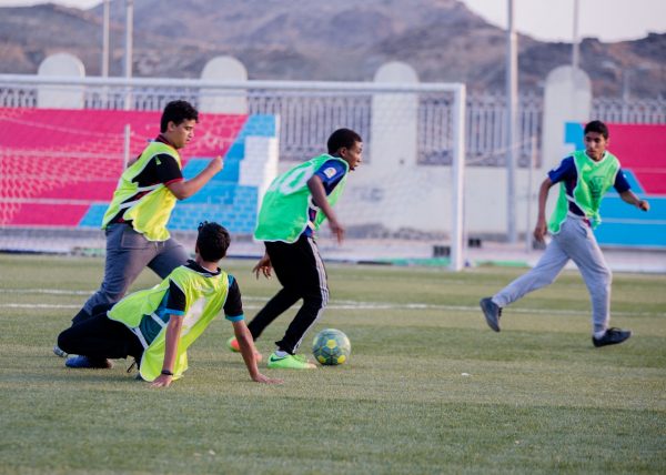 انطلاقة التصفيات النهائية لدوري المدارس بتعليم الليث