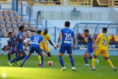 النصر يُلحق الهزيمة الأولى بالهلال هذا الموسم بثنائية