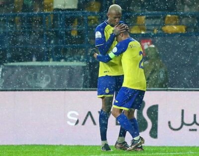 النصر يبدع ويمتع ويتصدر