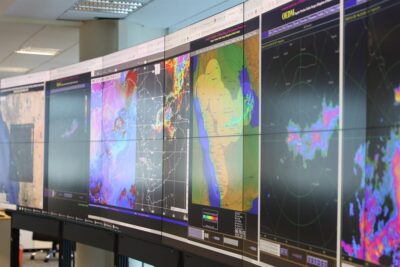 طقس اليوم.. أمطار رعدية بجازان وعسير والباحة وغبار وأتربة بهذه المناطق