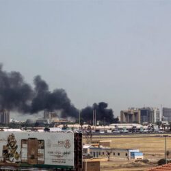 احمرار وتهيج وتصبغات حول العين.. “الغذاء والدواء” تحذر من هذا النوع من القطرات