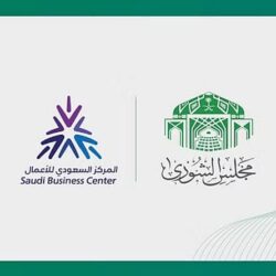 وزير الصحة يطلع على الخدمات المقدمة من الهلال الأحمر للمعتمرين والزوار