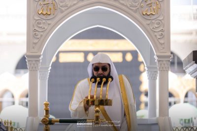 خطيب المسجد الحرام: قضاء الله في عبده دائر بين العدل والحكمة
