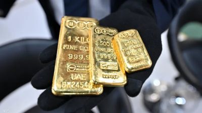 أسعار الذهب تقترب من أعلى مستوى في أسبوعين مدفوعة باحتمالات خفض الفائدة