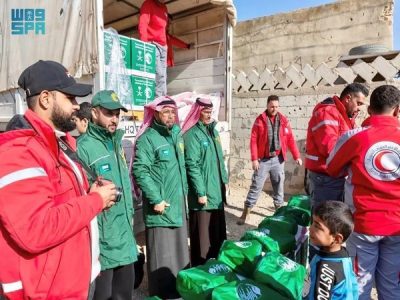 مركز الملك سلمان للإغاثة يوزع مساعدات إغاثية متنوعة في بلدة نصيب بمحافظة درعا السورية