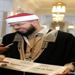 الشاب “محمد شرف” الذي عرف بـ”غاسل الصحون” ضيفاً على برنامج  “لقاء الخميس”